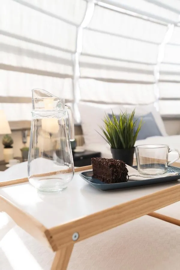 Miami Lovely Romantic Garden Apartment With Whirlpool Praha 0*,