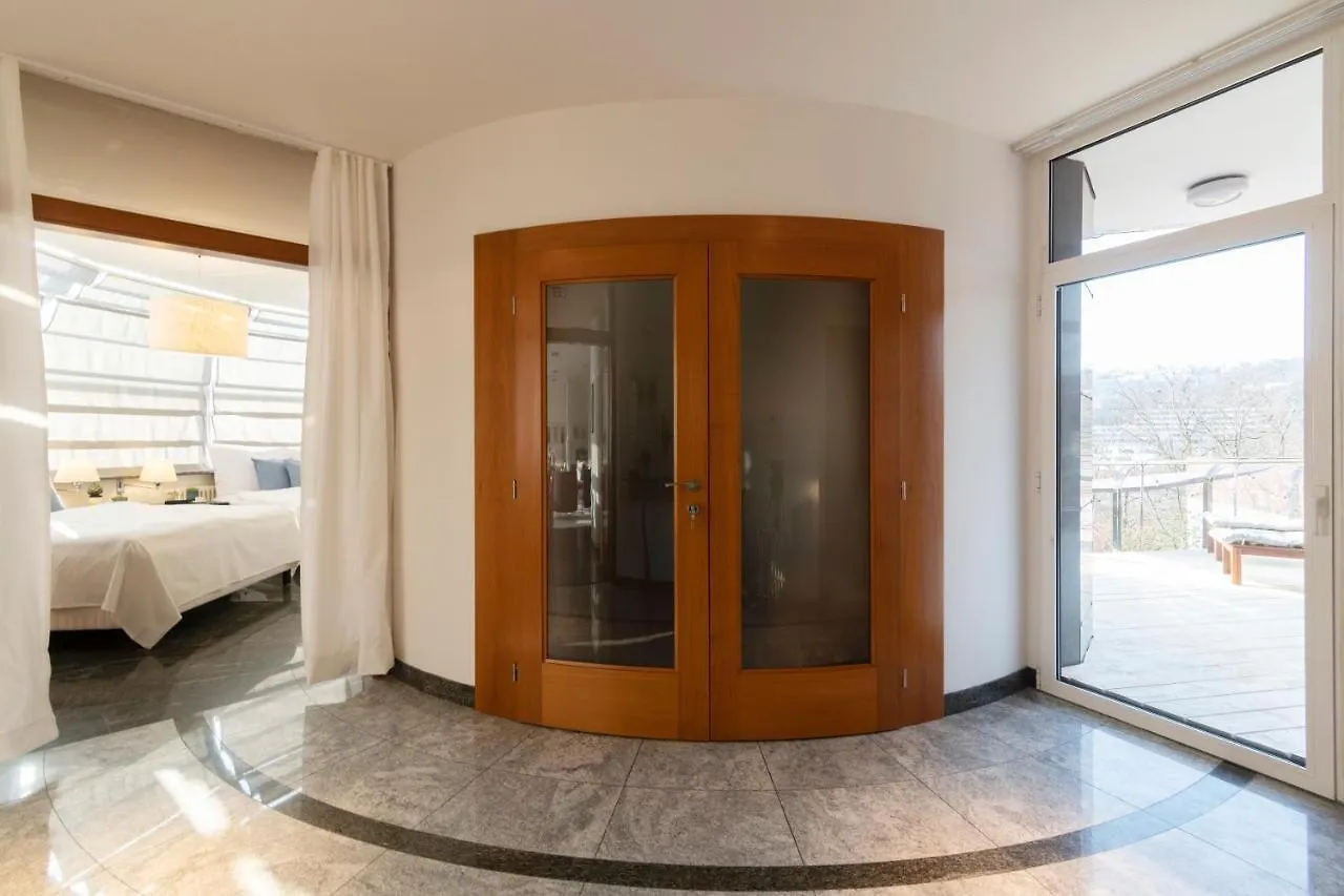 Miami Lovely Romantic Garden Apartment With Whirlpool Praha