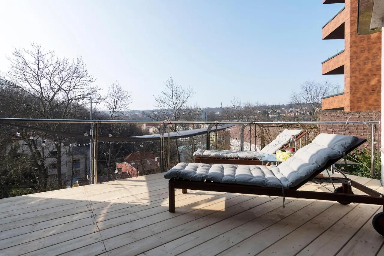 Miami Lovely Romantic Garden Apartment With Whirlpool Praha