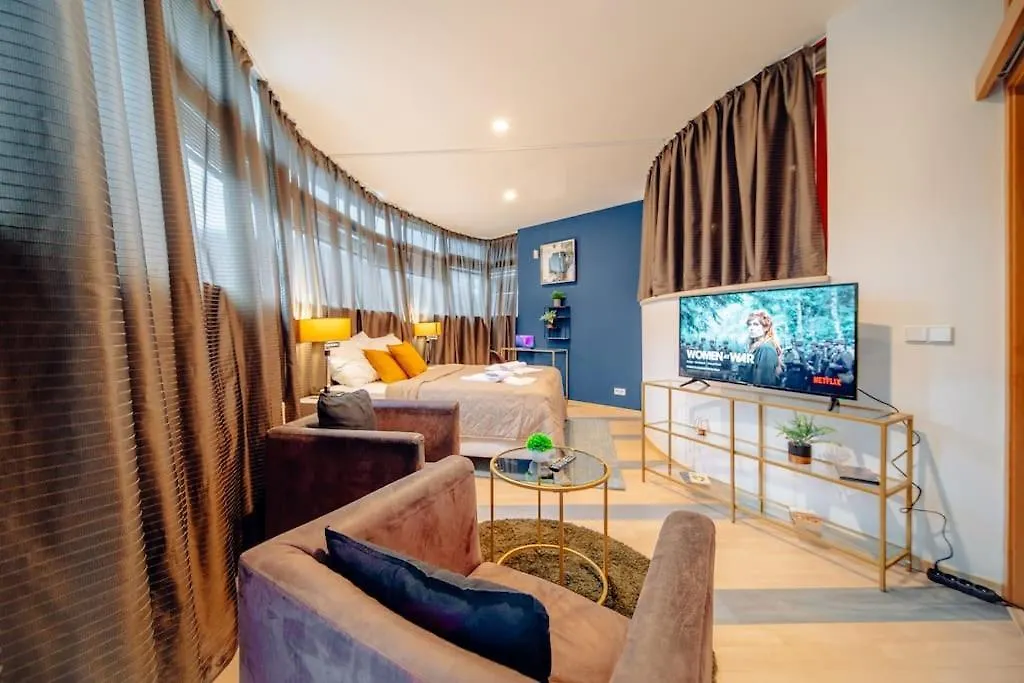 Miami Lovely Romantic Garden Apartment With Whirlpool Praha Česká republika
